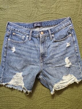 GAP Women's Distressed Denim Shorts - Blue